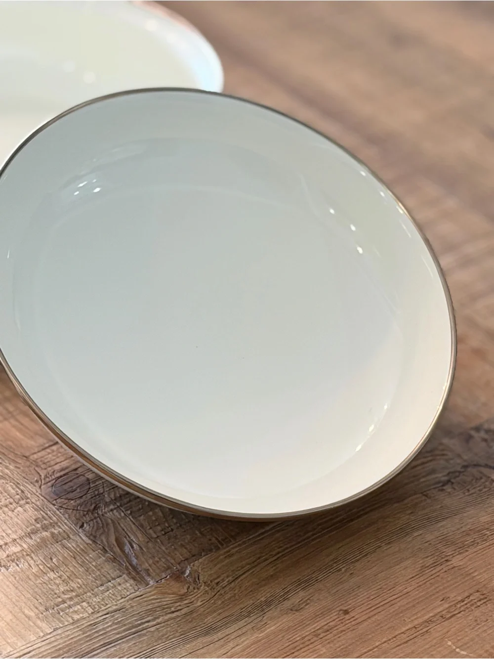 Tabletops Unlimited Kensington Garden Porcelain Enamel Casserole Dish.